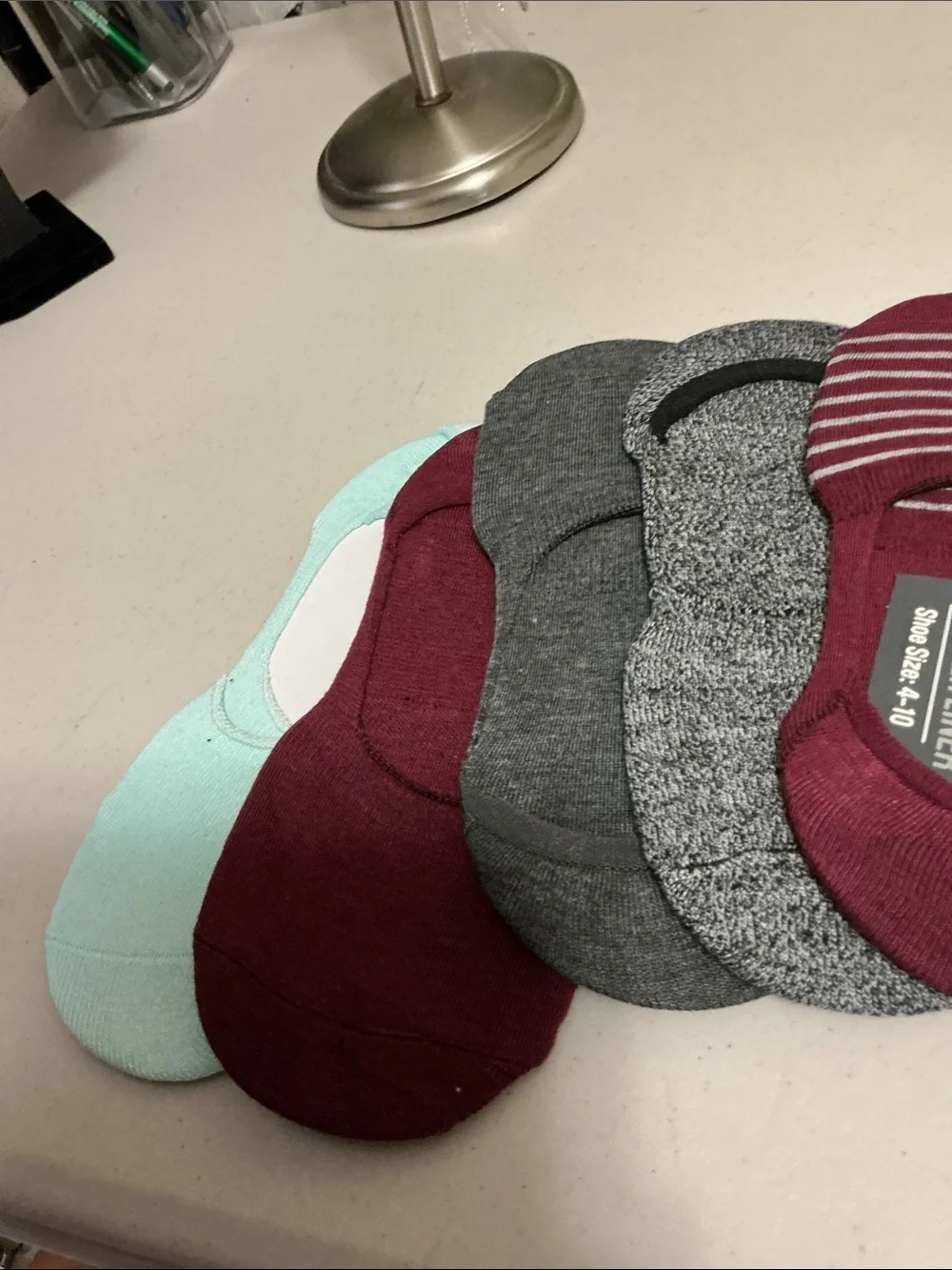 Socks athletic footies size 8/10 maroon gray blue 5 pieces come NEW